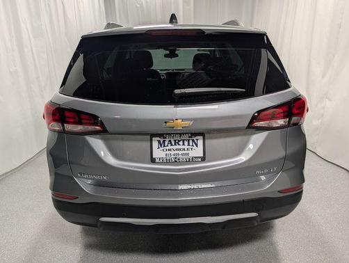 Sterling Gray Metallic 2024 Chevrolet Equinox LT