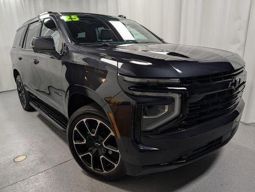 Dark Ash Metallic 2025 Chevrolet Tahoe RST