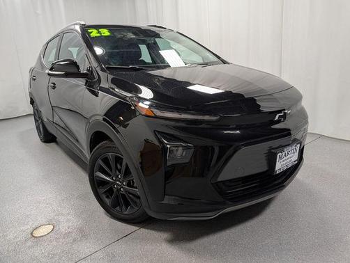 Mosaic Black Metallic 2023 Chevrolet Bolt EUV LT
