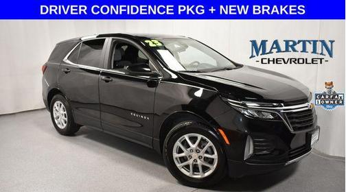 Mosaic Black Metallic 2023 Chevrolet Equinox 2LT