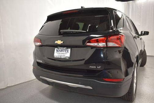 Mosaic Black Metallic 2023 Chevrolet Equinox 2LT