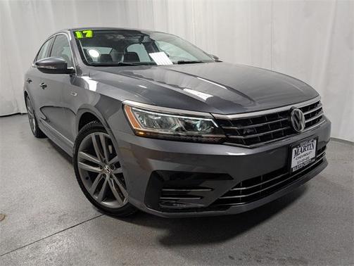 2017 Volkswagen Passat 1.8T R-Line