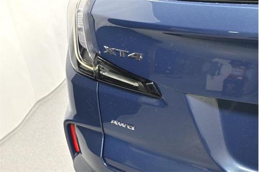 2025 Cadillac XT4 Sport