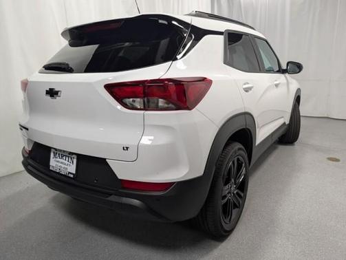 Summit White 2026 Chevrolet Trailblazer LT