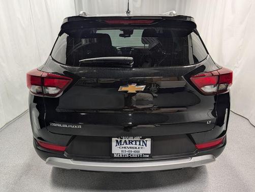 Mosaic Black Metallic 2023 Chevrolet Trailblazer LT