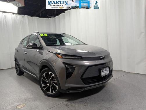 Gray Ghost Metallic 2023 Chevrolet Bolt EUV Premier