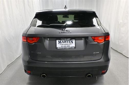 2017 Jaguar F-PACE 35t R-Sport