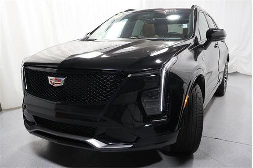 2024 Cadillac XT4 Sport
