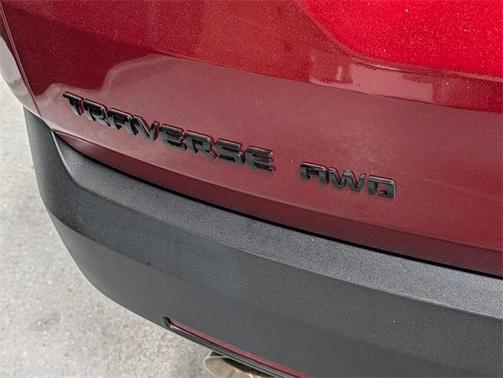 2023 Chevrolet Traverse RS