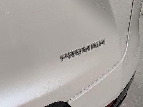 Iridescent Pearl Tricoat 2023 Chevrolet Blazer Premier