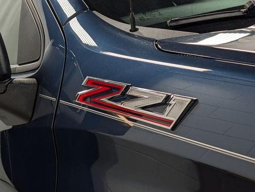 Mosaic Black Metallic 2021 Chevrolet Silverado 1500 RST