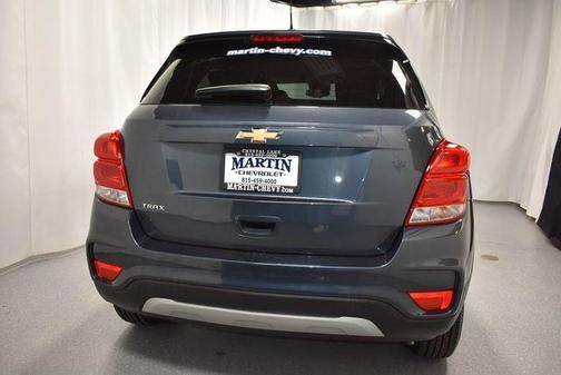 Shadow Gray Metallic 2022 Chevrolet Trax LT