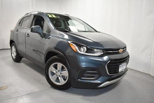 Shadow Gray Metallic 2022 Chevrolet Trax LT