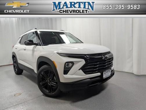 Summit White 2026 Chevrolet Trailblazer LT