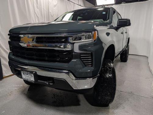 2025 Chevrolet Silverado 1500 LT
