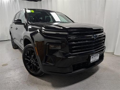 2024 Chevrolet Traverse LT