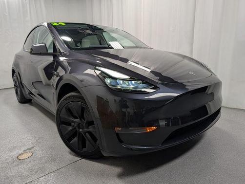 Stealth Gray 2024 Tesla Model Y Long Range
