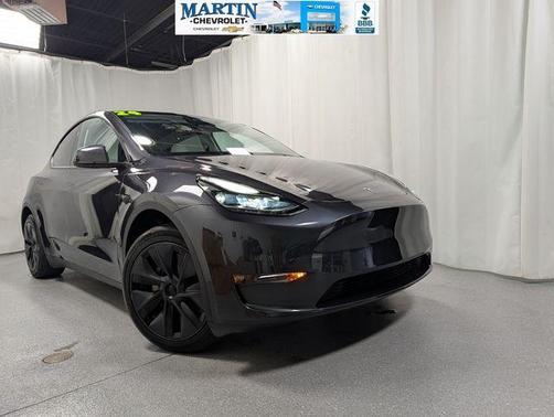Stealth Gray 2024 Tesla Model Y Long Range