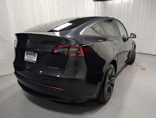 Stealth Gray 2024 Tesla Model Y Long Range