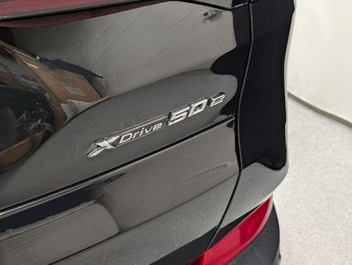 Black Sapphire Metallic 2026 BMW X5 PHEV xDrive50e
