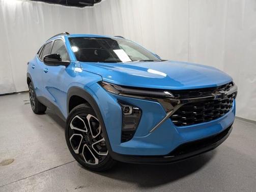 Marina Blue 2026 Chevrolet Trax 2RS