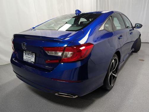 Still Night Pearl 2019 Honda Accord Sport