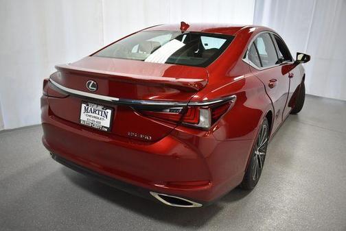 Matador Red Mica 2025 Lexus ES 350 350