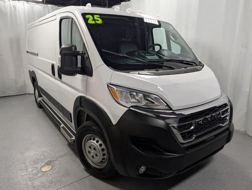 Bright White Clearcoat 2025 RAM ProMaster 2500 Base