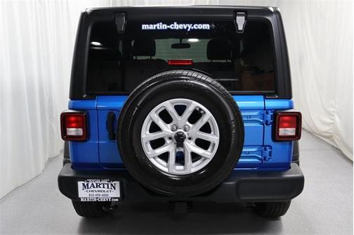 2023 Jeep Wrangler Sport