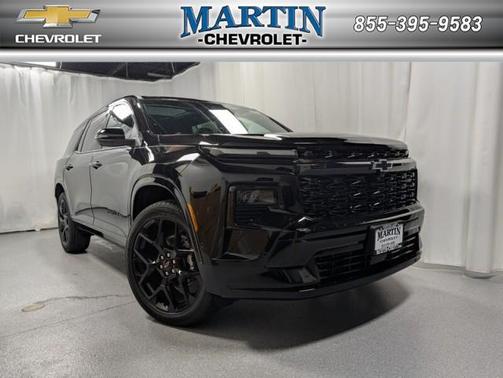 Mosaic Black Metallic 2026 Chevrolet Traverse RS