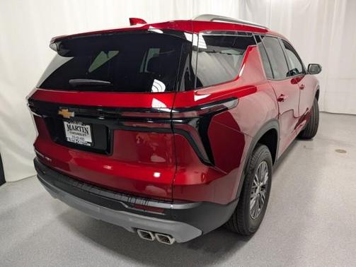 Radiant Red 2026 Chevrolet Traverse LT