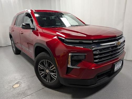 Radiant Red 2026 Chevrolet Traverse LT