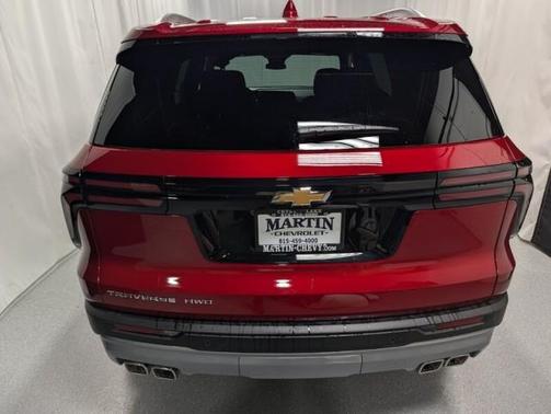 Radiant Red 2026 Chevrolet Traverse LT