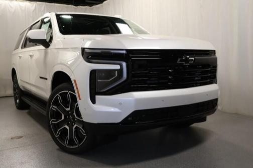 2025 Chevrolet Suburban RST