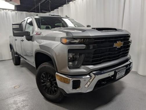Sterling Gray Metallic 2026 Chevrolet Silverado 2500 WT