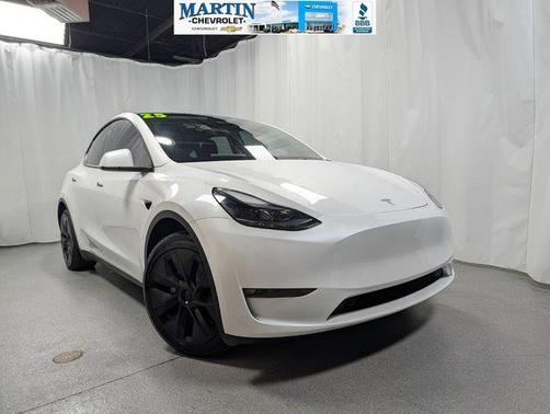 2025 Tesla Model Y Long Range