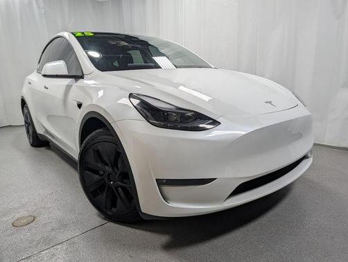 2025 Tesla Model Y Long Range