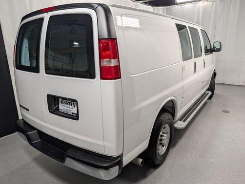 Summit White 2025 Chevrolet Express 2500 Work Van