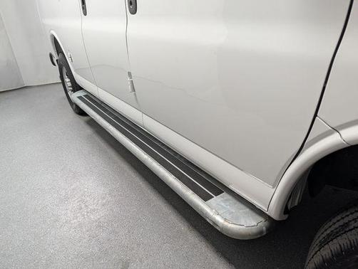 Summit White 2025 Chevrolet Express 2500 Work Van