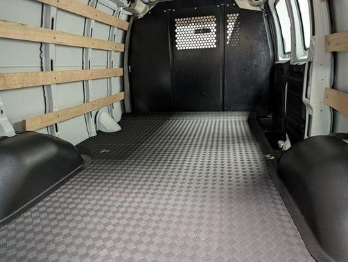 Summit White 2025 Chevrolet Express 2500 Work Van