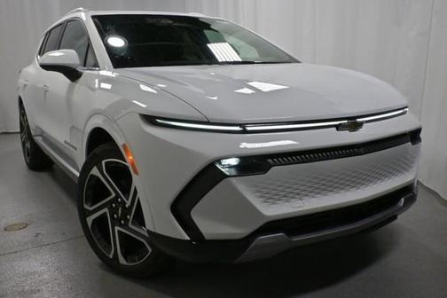 2026 Chevrolet Equinox EV LT 2
