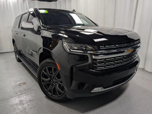 Black 2023 Chevrolet Suburban Premier