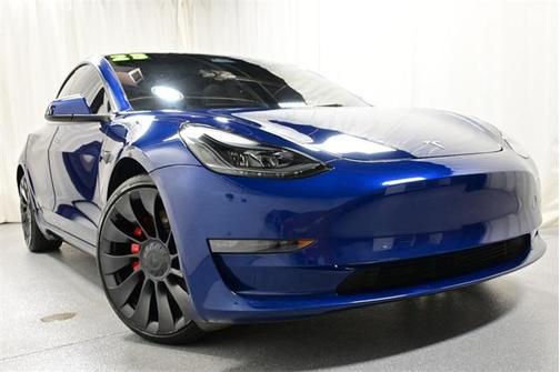 2023 Tesla Model 3 Performance