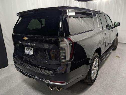 2025 Chevrolet Suburban Premier