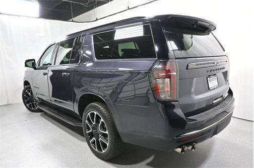 2022 Chevrolet Suburban RST