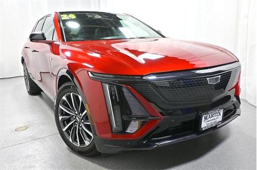 2024 Cadillac LYRIQ Sport