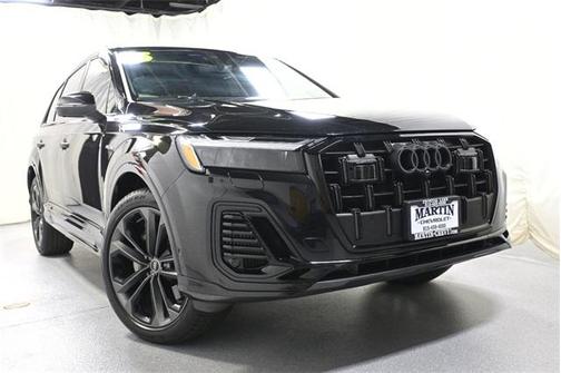 2025 Audi Q7 55 Premium Plus