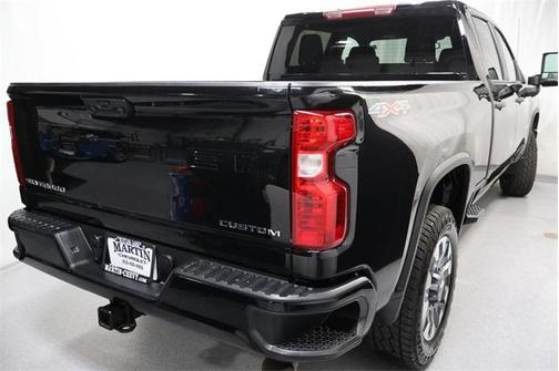 2023 Chevrolet Silverado 2500 Custom