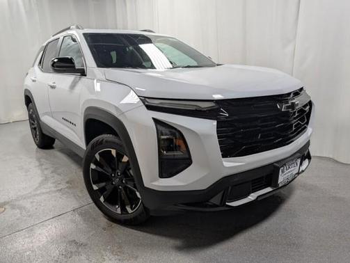 Polar White 2026 Chevrolet Equinox RS