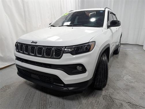 2024 Jeep Compass Latitude Lux